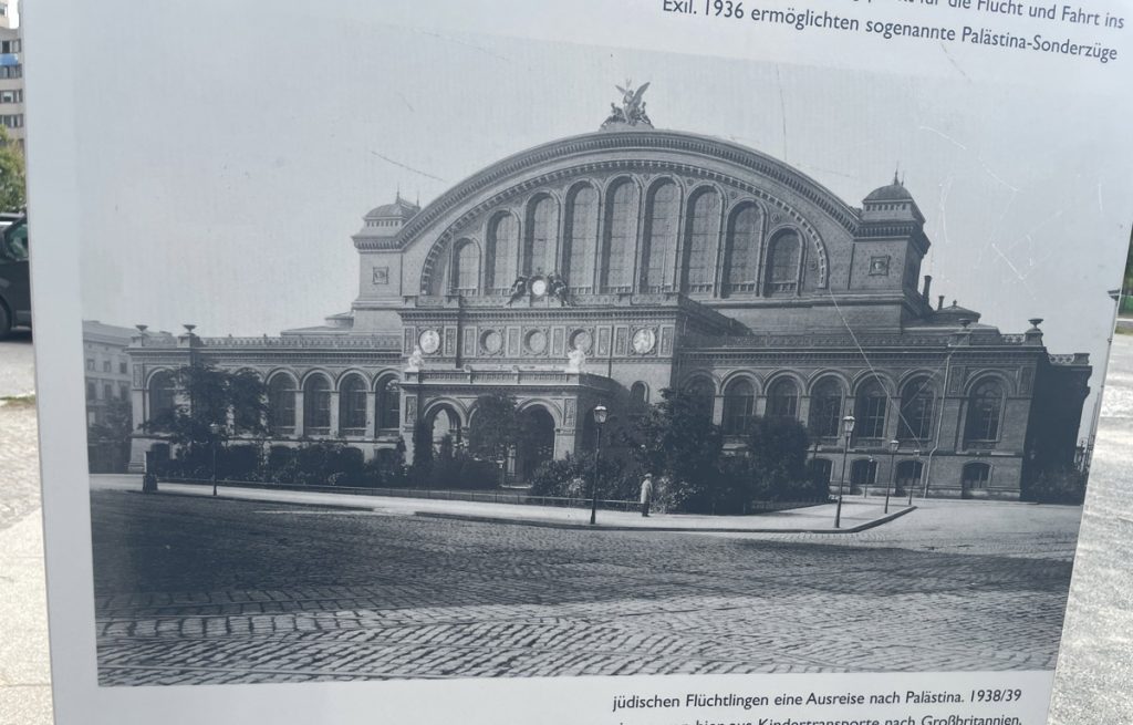 An old view of Anhalter Bahnhof